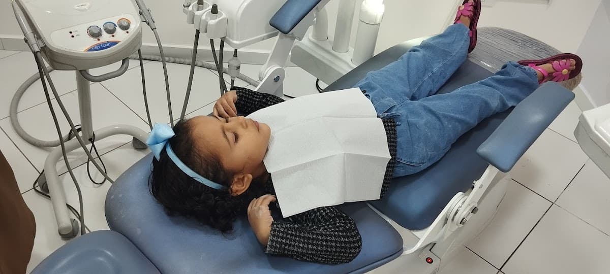 Equipe de dentistas da Sorridents Maringá